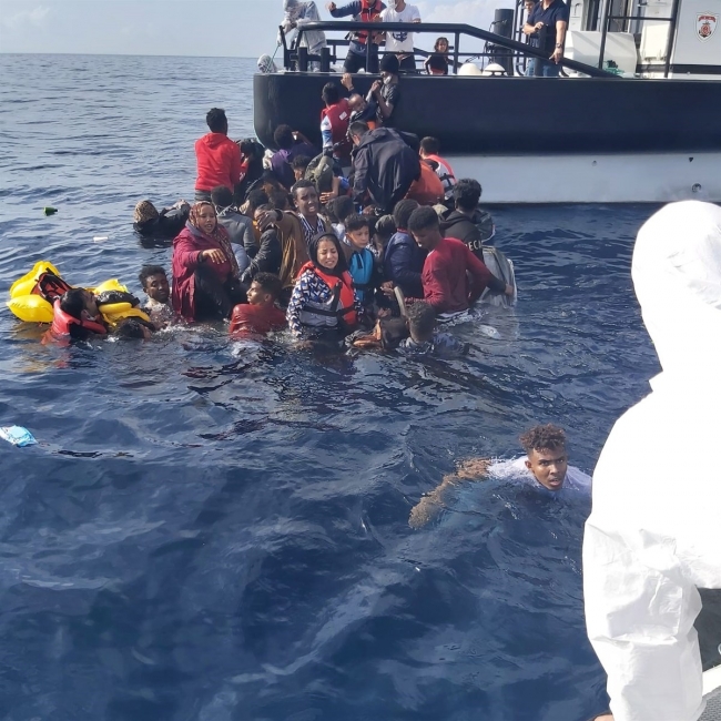 Can salında 59 göçmen